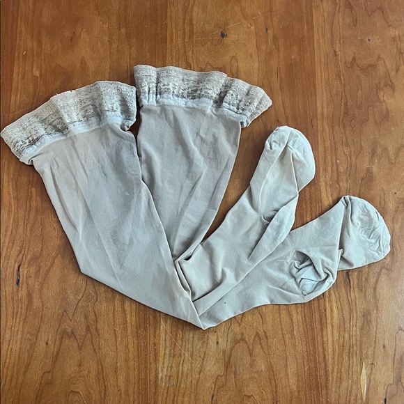 Jobst Compression Thigh High Ultrasheer Stockings w/Lace Silicone Band 20-30mmHg - Picture 16 of 16